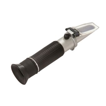 Refractometer